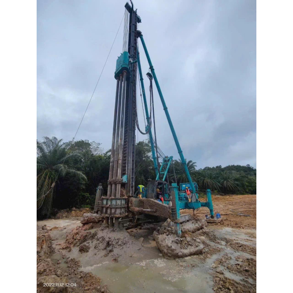 Máy khoan xi măng đất CDM Sunward SWCH 780H -165M